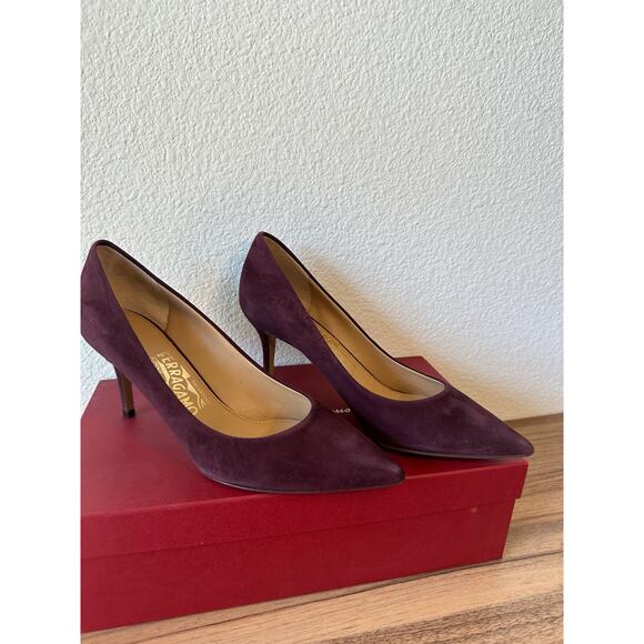 Ferragamo Susi 70 Suede Pumps Rouge Noir Calf Size 7 C – 7 cm Heel - Picture 1 of 3